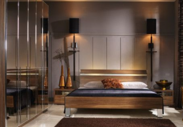 Furnitur Emas atau Perunggu